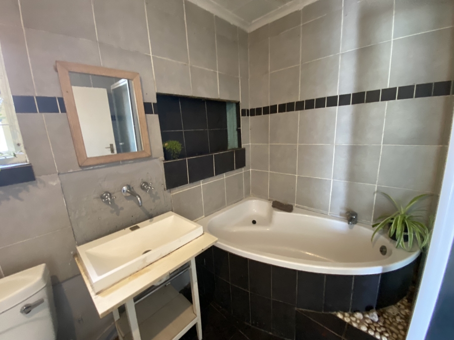 3 Bedroom Property for Sale in Pelican Park Western Cape